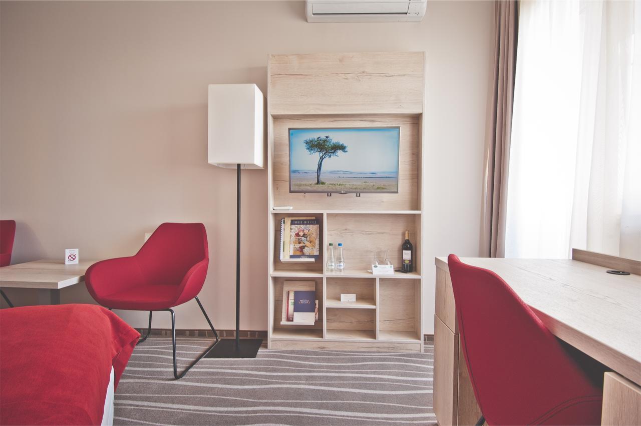 Hotel Akwawit เลชโน ภายนอก รูปภาพ