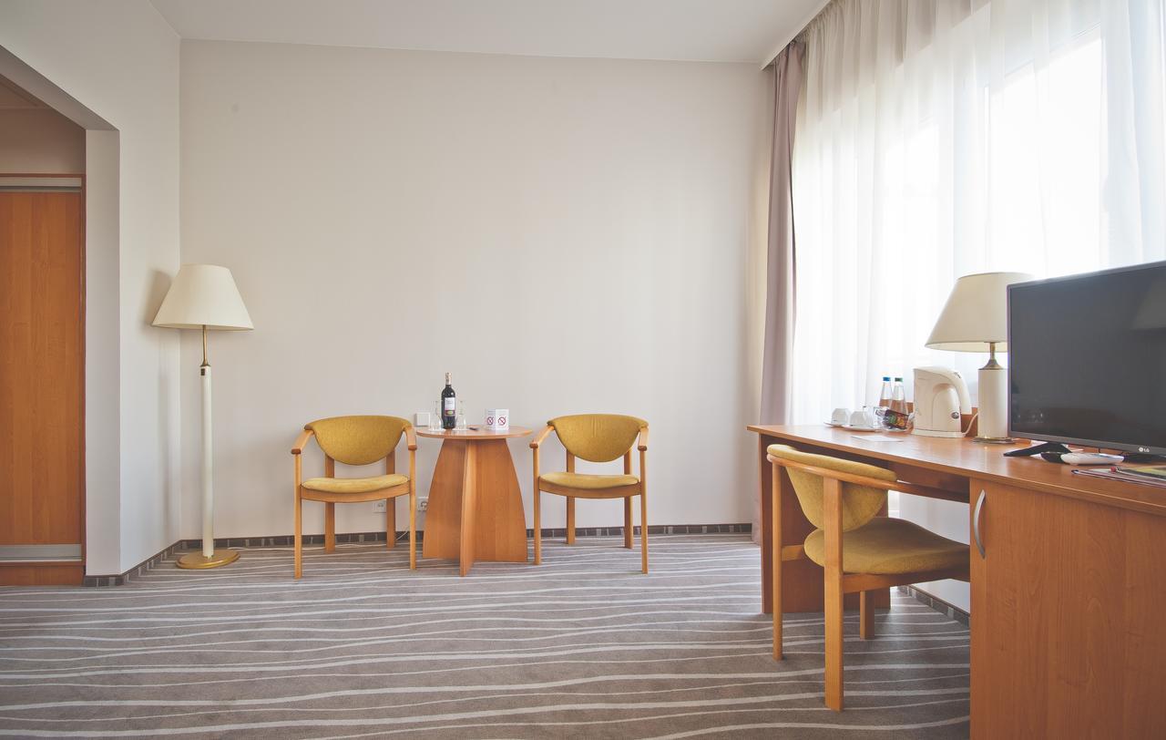 Hotel Akwawit เลชโน ภายนอก รูปภาพ